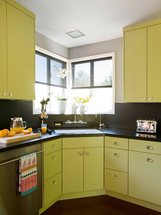 žalios spalvos atspalviai virtuvės interjero dizainui2