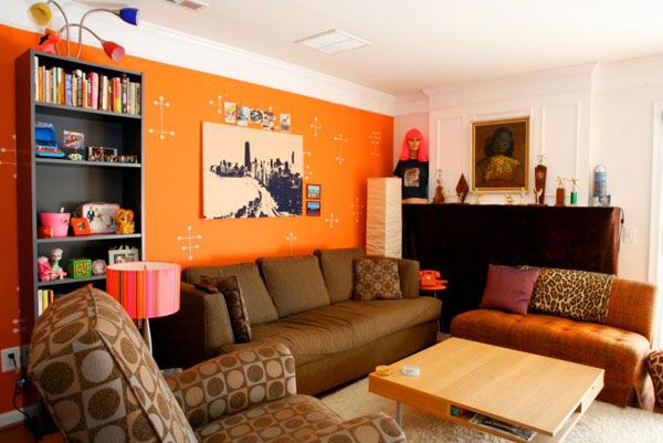 oranžinis gyvenamojo kambario dizainas